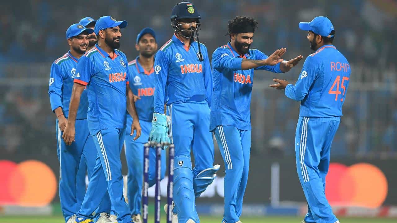 World Cup : टीम इंडियाचा विजयरथ पाहून पाकिस्तानला पोटदुखी, खेळाडू मैदानात पोहोचू नये यासाठी सूचवलं असं काही