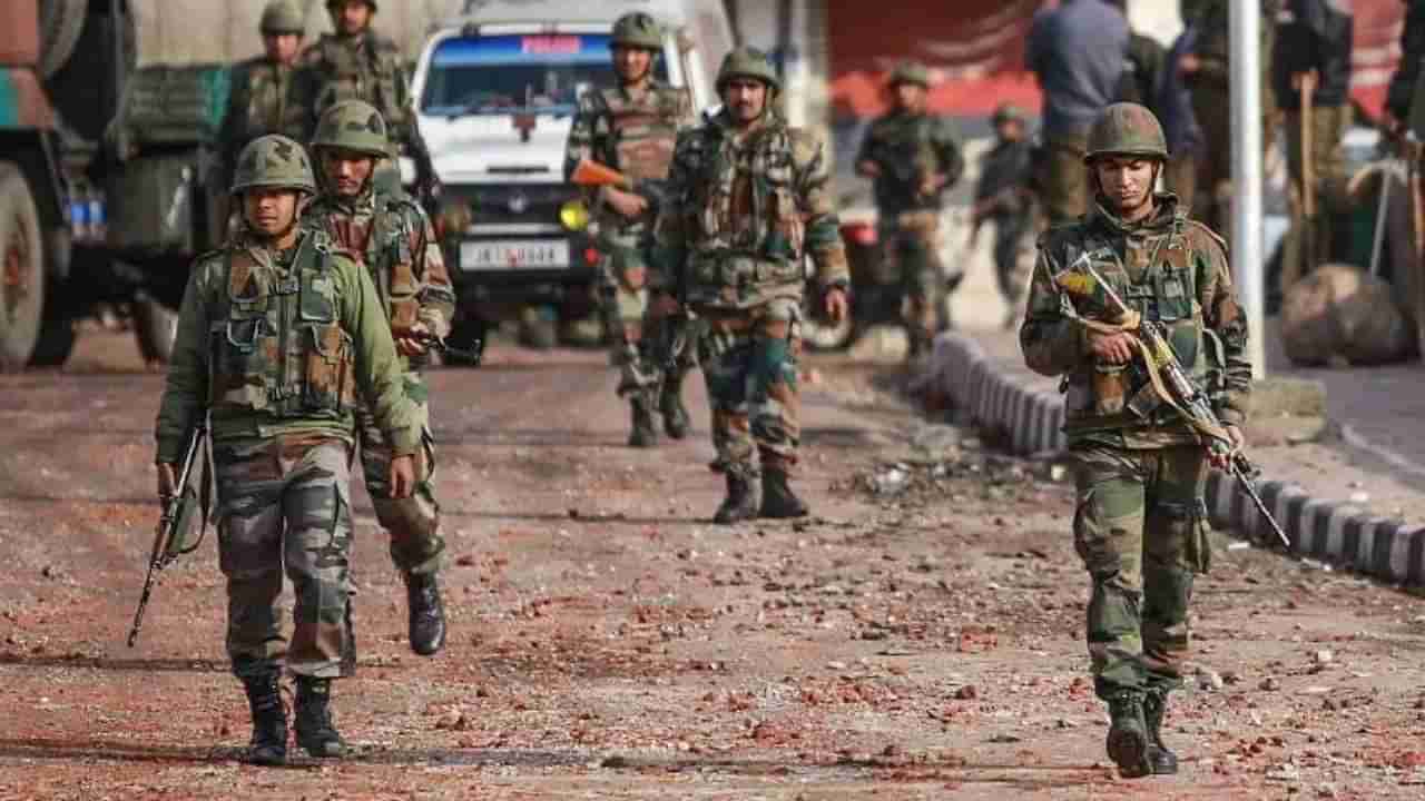 Terror Attack | Kashmir खोऱ्यात सैन्याला जॉइंट ऑपरेशनमध्ये मोठ यश, दहशतवाद्यांना शिकवला धडा