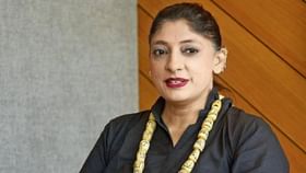 जिग्ना वोरा यांनी केली सना रईस खान हिची पोलखोल जिग्ना वोरा यांनी केली सना रईस खान हिची पोलखोल