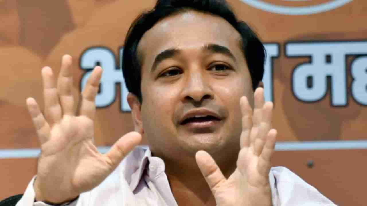 नितेश राणे शेंबडा अन् फालतू माणूस, त्याला अक्कलच नाही, ठाकरे गटाच्या नेत्याचा राग अनावर