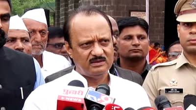 मलिक यांच्यासंदर्भात फडणवीस यांचे लेटरबॉम्ब, अजित पवार बॅकफूटवर, पत्राचे काय....