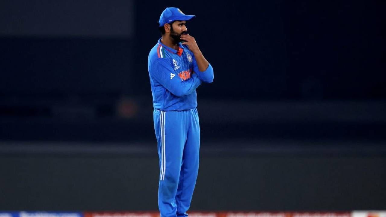 IND vs AUS, Video : पराभवानंतर रोहित शर्माला अश्रू अनावर, रडत रडतच गेला ड्रेसिंग रुमममध्ये