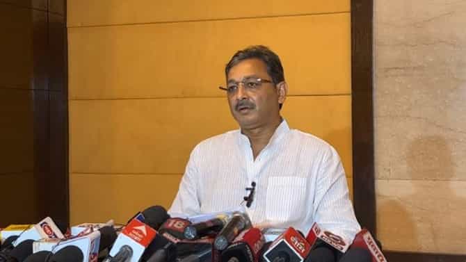 मागासवर्ग आयोग त्या गोष्टीवर सहमत; संभाजीराजे यांचं मोठं विधान काय?