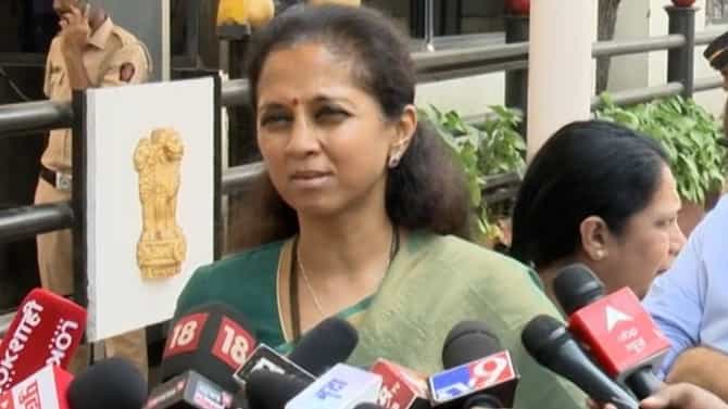 राष्ट्रवादी काँग्रेसच्या कार्यकर्त्याला किंवा पोलिसांना हात लावून दाखवा, मी कुणालाच सोडणार नाही, सुप्रिया सुळे आक्रमक