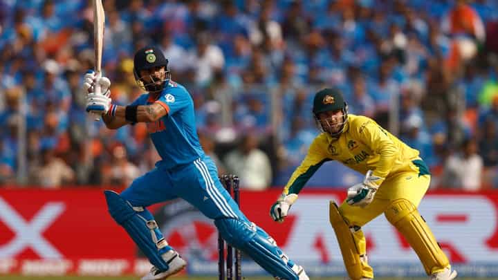 World Cup 2023 Final : ऑस्ट्रेलियाच्या गोलंदाजीपुढे भारतीय फलंदाजांची शरणागती, भारताकडून 'इतक्या' धावांचं आव्हान World Cup 2023 Final : ऑस्ट्रेलियाच्या गोलंदाजीपुढे भारतीय फलंदाजांची शरणागती, भारताकडून 'इतक्या' धावांचं आव्हान