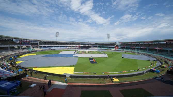 IND vs AUS Weather | पहिल्या टी 20 सामन्यावर पावसाचं सावट, मॅच रद्द होणार?