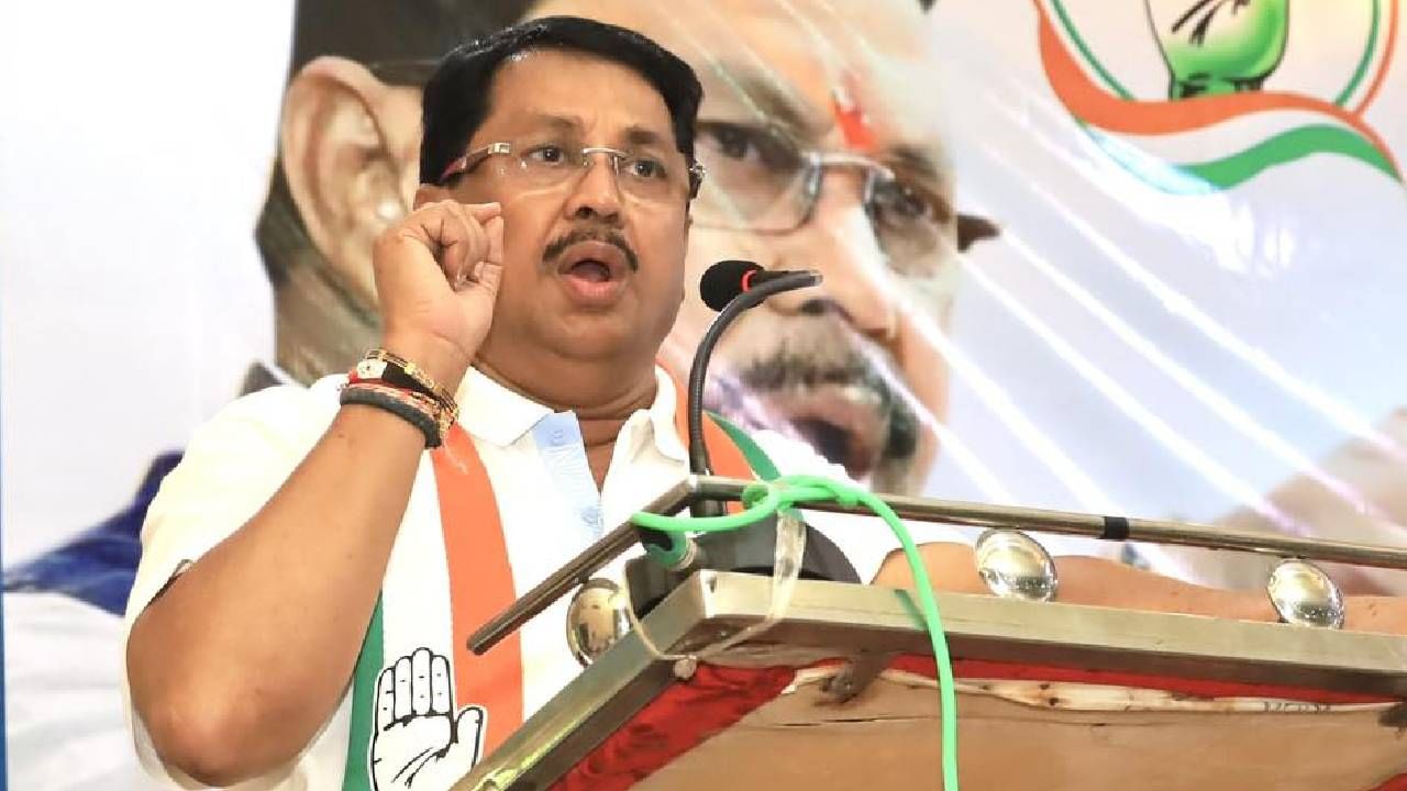 बाबासाहेबांनी मुस्लिम धर्म स्वीकारला असता तर देशाचे दोन तुकडे झाले असते; विजय वडेट्टीवार यांच्या विधानाने खळबळ बाबासाहेबांनी मुस्लिम धर्म स्वीकारला असता तर देशाचे दोन तुकडे झाले असते; विजय वडेट्टीवार यांच्या विधानाने खळबळ