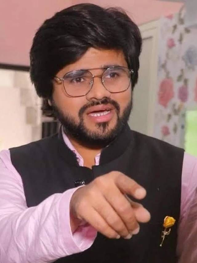 YouTuber ishan ali - ईशान अलीचे यूटयुबवर तब्बल 26.3 मिलियन सब्सक्राईबर आहेत