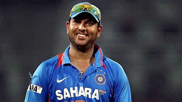 युवराज सिंहन असा एकमेक खेळाडू आहे ज्याला वन डे अंडर-19 आणि 2011 च्या वन ड वर्ल्ड कपमध्ये त्याला मालिकावीर म्हणून गौरवण्यात आलं होतं.