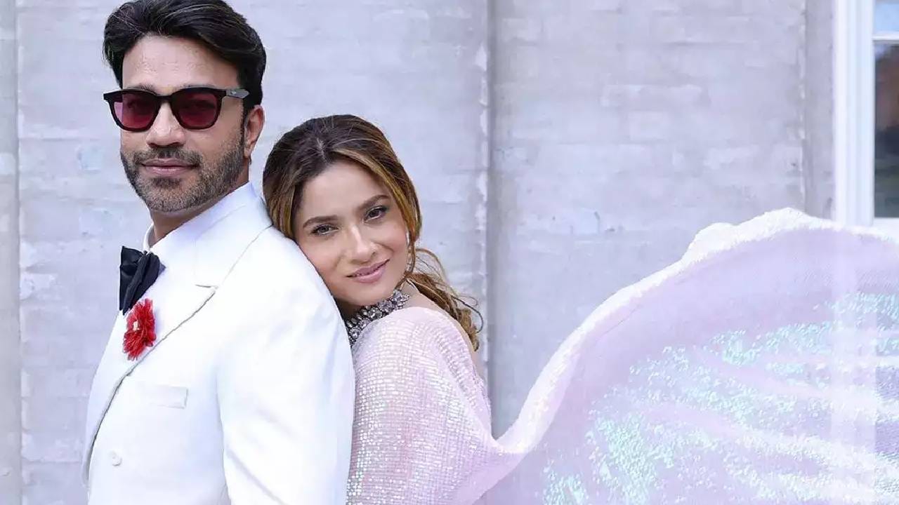 Confirm आहे अंकिता लोखंडेची प्रेग्नेंसी? 'बिग बॉस 17' मधून बाहेर आलेल्या स्पर्धकाचा मोठा खुलासा Confirm आहे अंकिता लोखंडेची प्रेग्नेंसी? 'बिग बॉस 17' मधून बाहेर आलेल्या स्पर्धकाचा मोठा खुलासा