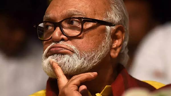 छगन भुजबळ हतबल? मनोज जरांगे यांच्याबद्दल प्रश्न विचारताच स्वतःच म्हणाले, बिल्कुल…