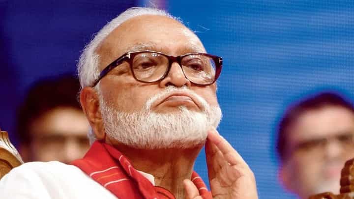 ज्येष्ठ सहकारी मंत्र्याने दिला छगन भुजबळ यांना सल्ला, भूमिका असताना, वाद का? ज्येष्ठ सहकारी मंत्र्याने दिला छगन भुजबळ यांना सल्ला, भूमिका असताना, वाद का?