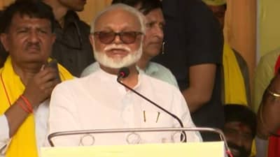 शिंदे समिती बरखास्त करा, मराठ्यांच्या कुणबी प्रमाणपत्रांना स्टे द्या; छगन भुजबळ यांनी बॉम्बच टाकला