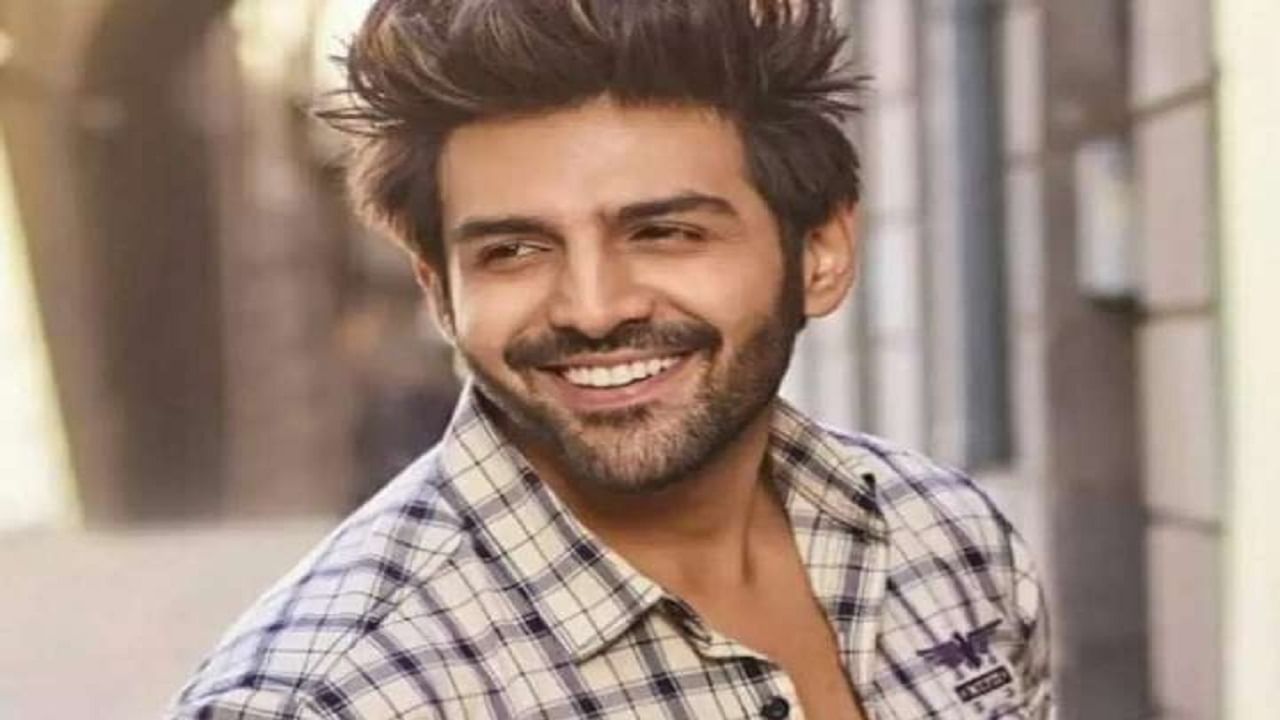 'खात्यात किती पैसे माहिती नाही, महागडे पदार्थ खाल्यानंतर...', कार्तिक आर्यन कडून हिशोब घेणारी 'ती' कोण? 'खात्यात किती पैसे माहिती नाही, महागडे पदार्थ खाल्यानंतर...', कार्तिक आर्यन कडून हिशोब घेणारी 'ती' कोण?