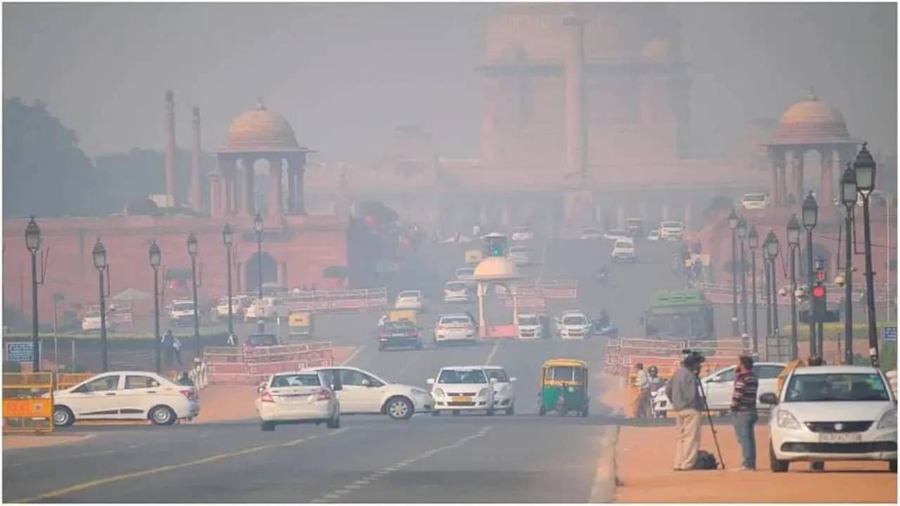 वायू प्रदूषणामुळे हार्ट आणि ब्रेन स्ट्रोकचा धोका, दिल्ली NCRच्या प्रदूषणाबाबत तज्ज्ञांनी दिला इशारा वायू प्रदूषणामुळे हार्ट आणि ब्रेन स्ट्रोकचा धोका, दिल्ली NCRच्या प्रदूषणाबाबत तज्ज्ञांनी दिला इशारा