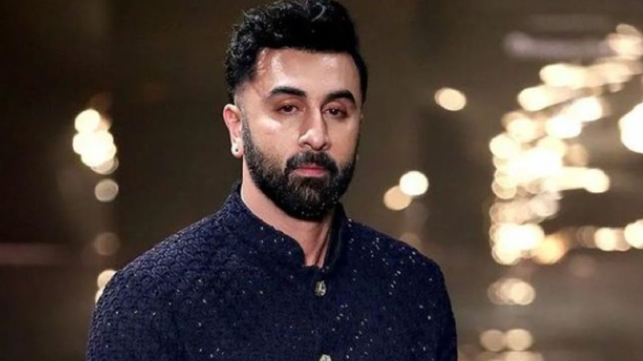 Ranbir Kapoor : 'याला झालंय तरी काय?', रणबीर कपूर याचा सुजलेला चेहरा पाहून चाहते हैराण