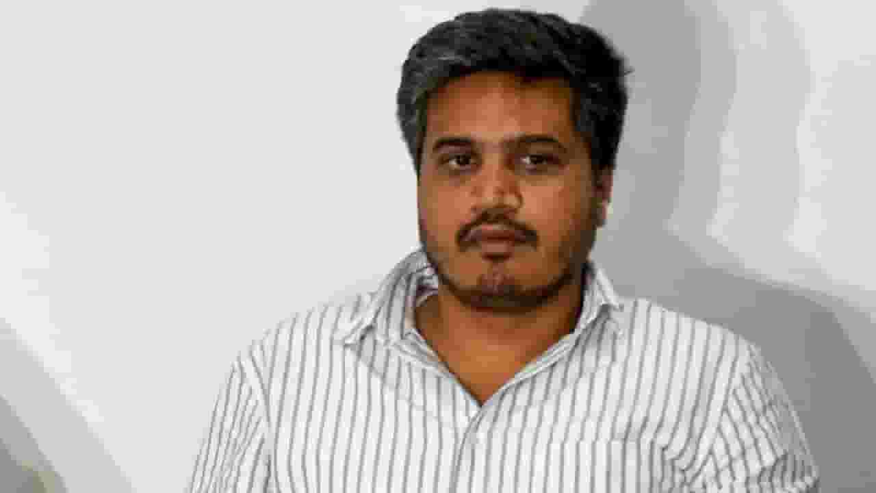 रोहित पवार यांच्या अडचणी वाढणार? काका सत्तेत अन् पुतण्याच्या बारामती अॅग्रोवर ED ची अॅक्शन