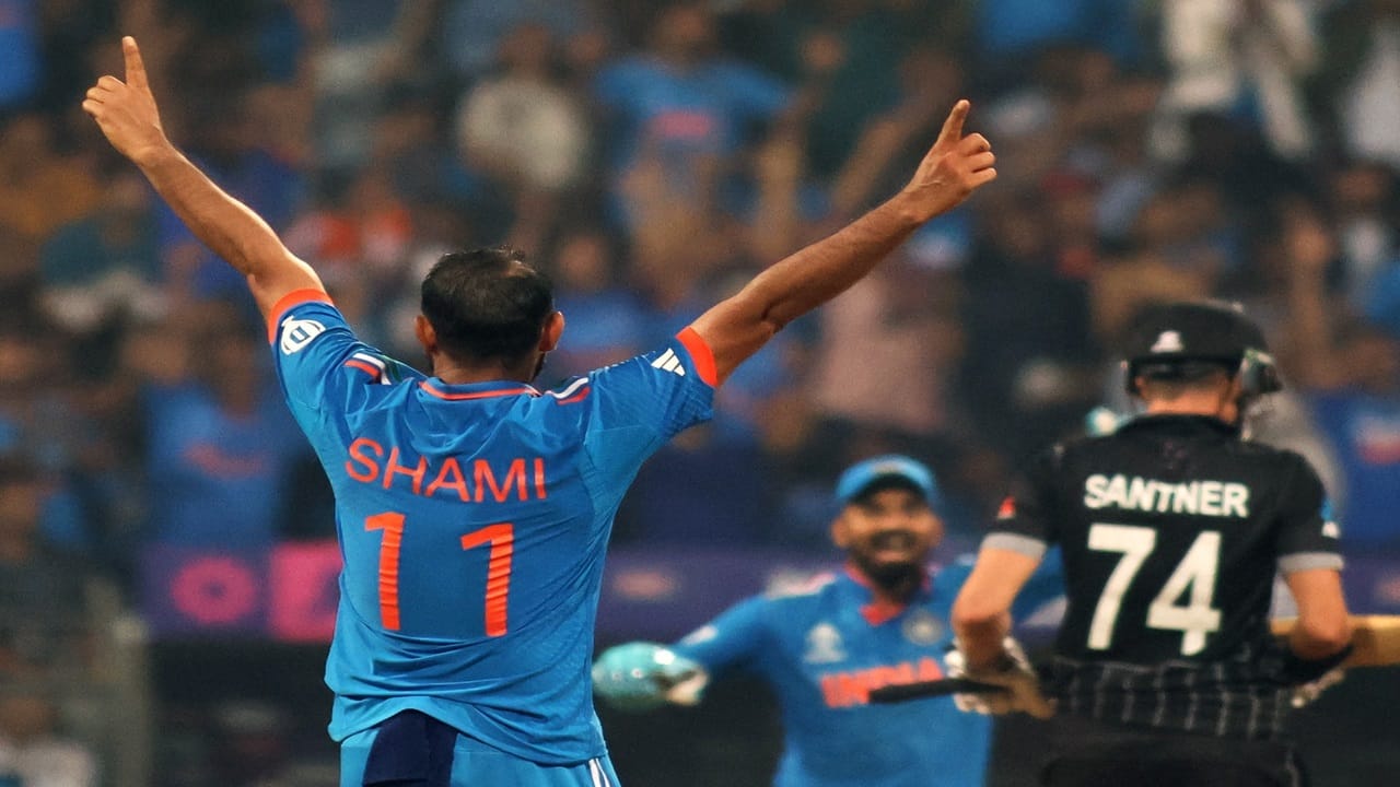 नरेंद्र मोदी स्टेडियमची क्षमता ही 1 लाखापेक्षा अधिक आहे. अंतिम सामना म्हटल्यावर मोठ्या प्रमाणात क्रिकेट चाहते उपस्थित असतील. त्यामुळे टीम इंडियाला होम कंडीशनचा फायदा होणार हे निश्चित आहे.