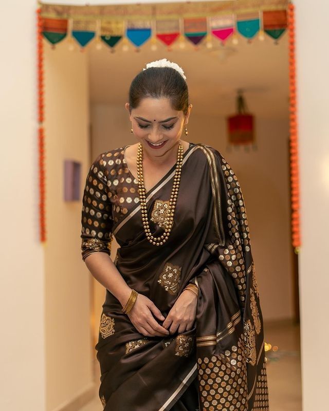 sonali
