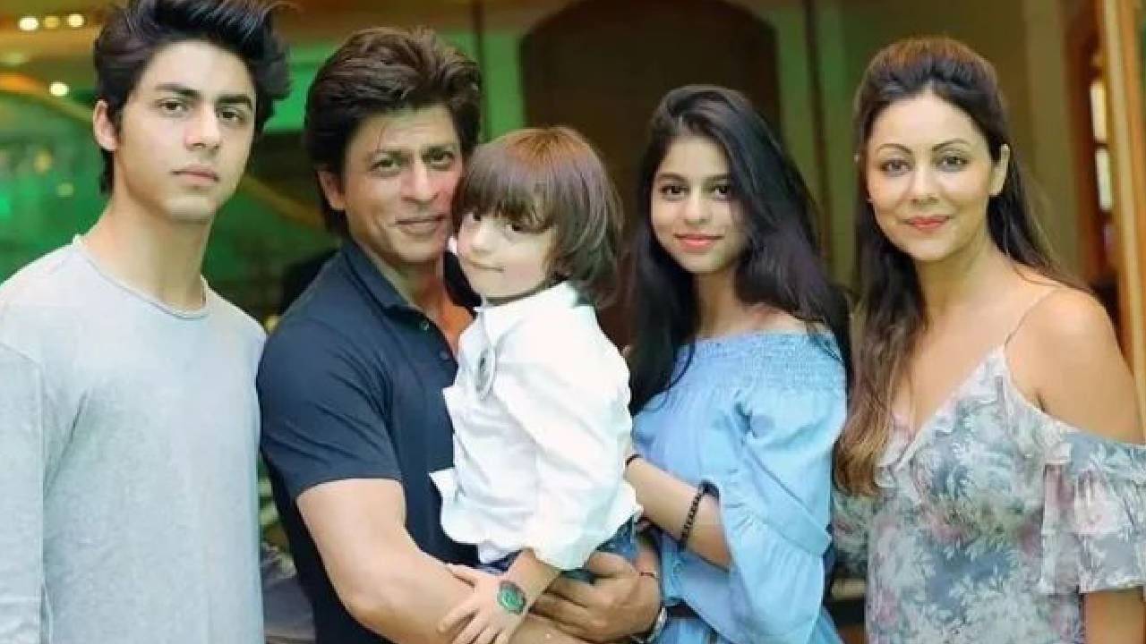 प्रसिद्ध इंटिरियर डिझायनर आहे. सोशल मीडियावरही ती खूप ॲक्टिव्ह असते.