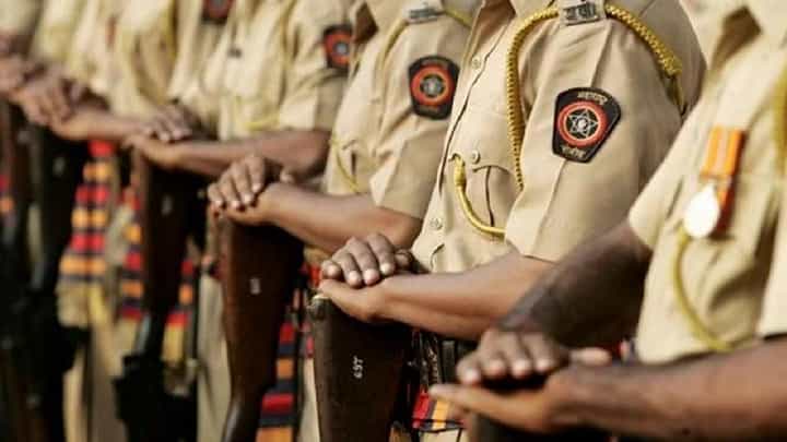 Maharashtra Police Bharti : गृहविभागात जम्बो भरती, 23 हजार 628 रिक्त पदे भरली जाणार; तरुणांनो त्वरा करा Maharashtra Police Bharti : गृहविभागात जम्बो भरती, 23 हजार 628 रिक्त पदे भरली जाणार; तरुणांनो त्वरा करा