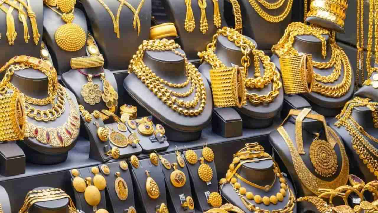 Gold Silver Rate Today : ग्राहकांना मोठा दिलासा, सोने-चांदीची स्वस्ताई