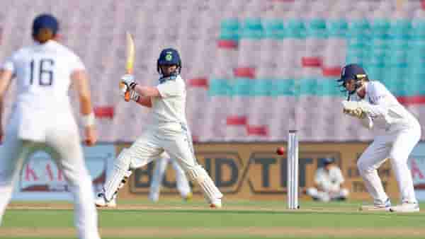 INDW vs ENGW : कसोटी सामन्यात टीम इंडियाची मजबूत पकड, मधल्या फळीच्या बॅटर्सनी डाव सावरला