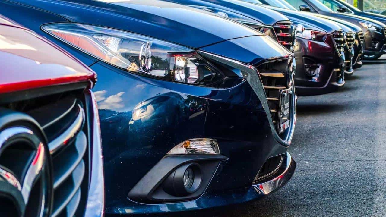 Auto News | कार खरेदीसाठी उत्तम महिना कुठला? त्याच महिन्यात कार खरेदी फायद्याची का ठरते?