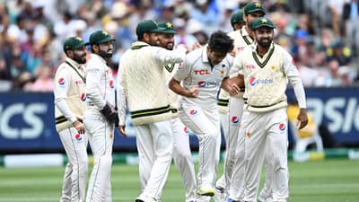 AUS vs PAK : दुसऱ्या कसोटीच्या तिसऱ्या दिवसावर पाकिस्तानची जादू, ऑस्ट्रेलिया बॅकफूटवर