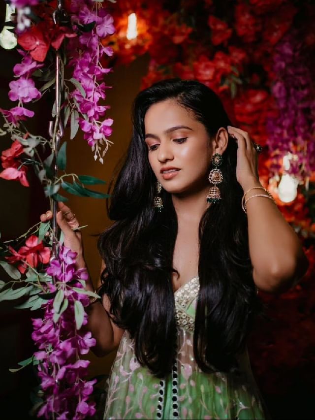 ये...लय होतंय हा शीतले, शिवानी बावकरच्या लुकवर चाहते... ये...लय होतंय हा शीतले, शिवानी बावकरच्या लुकवर चाहते...