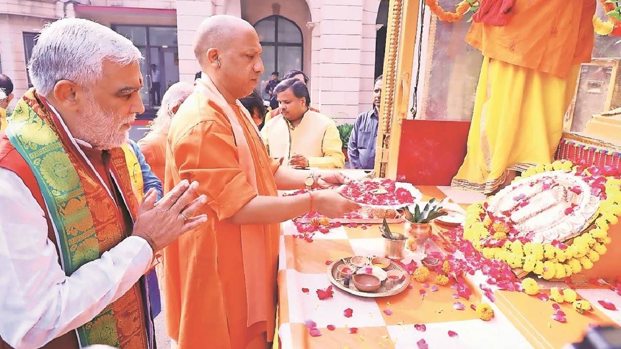 Ram Mandir : राम मंदिराच्या उद्घाटनापूर्वी देशभरातून काढण्यात येणार रामचरण पादुका यात्रा