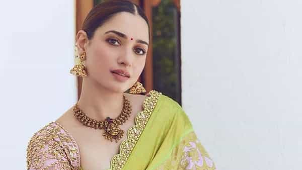 दाक्षिणात्य आणि बॉलिवूड फिल्म इंडस्ट्रीत नाव कमावलेल्या अभिनेत्री तमन्ना भाटियाचा जन्म एका पंजाबी कुटुंबात झाला. तमन्नाचे कुटुंबीय आधीपासूनच मुंबईत राहायचे. त्यामुळे लहान वयातच तिने फिल्म इंडस्ट्रीत काम करण्याची स्वप्नं पाहिली होती. 2005 मध्ये तिने मनोरंजनविश्वात पहिलं पाऊल ठेवलं.