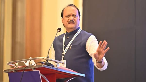 मविआतील बड्या नेत्याच्या टीकेला अजित पवारांचं एका वाक्यात उत्तर; म्हणाले, सोम्या गोम्याच्या...
