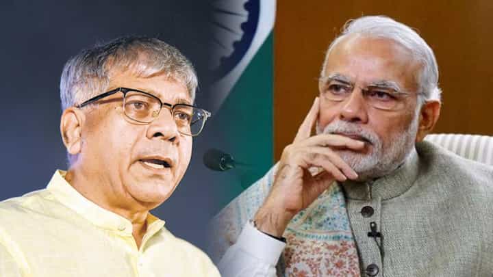 तर मोदी बोकांडी बसतील, प्रकाश आंबेडकर यांचा महाविकास आघाडीच्या नेत्यांना इशारा तर मोदी बोकांडी बसतील, प्रकाश आंबेडकर यांचा महाविकास आघाडीच्या नेत्यांना इशारा