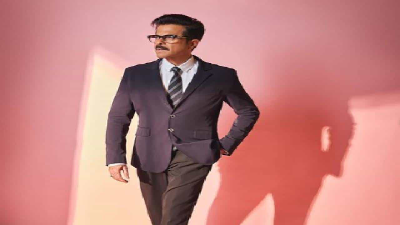 बॉलिवूड स्टार अनिल कपूर आपल्या फिटनेससाठी चर्चेत असतात. वयाच्या 67 व्या वर्षीही ते खूप यंग दिसतात. अलीकडेच ‘एनिमल’ चित्रपटात ते रणबीर कपूरच्या पित्याच्या भूमिकेत होते.