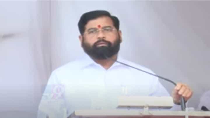 महापरिनिर्वाण दिनानिमित्त महामानवाला नमन करत मुख्यमंत्री म्हणाले, बाबासाहेबांच्या तत्वावरच हे सरकार... महापरिनिर्वाण दिनानिमित्त महामानवाला नमन करत मुख्यमंत्री म्हणाले, बाबासाहेबांच्या तत्वावरच हे सरकार...