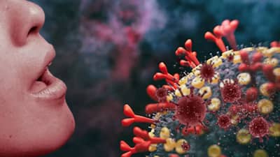 कोरोनाचा नवा व्हेरीएन्ट हलक्यात घेऊ नका, नाही तर आवाज गमावण्याची वेळ येऊ शकते