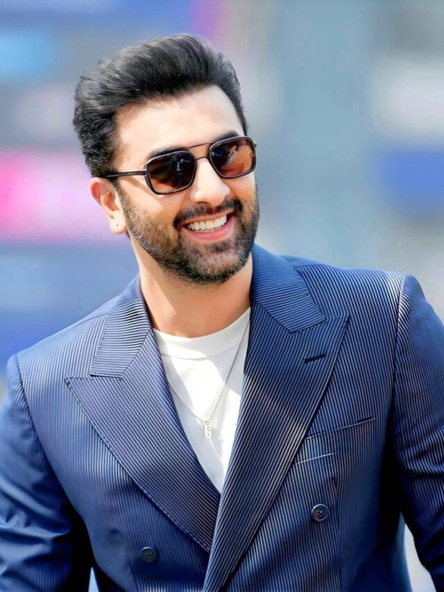 Ranbir Kapoor : रणबीर कपूरचे खास फोटो; चाहती म्हणाली, जस्ट लुकिंग लाईक अ वॉव! Ranbir Kapoor : रणबीर कपूरचे खास फोटो; चाहती म्हणाली, जस्ट लुकिंग लाईक अ वॉव!