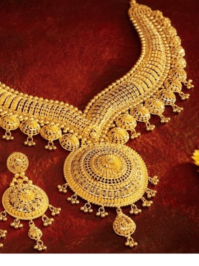 सोने आतापर्यंतच्या उच्चांकावर, अजून किती होणार वाढ सोने आतापर्यंतच्या उच्चांकावर, अजून किती होणार वाढ