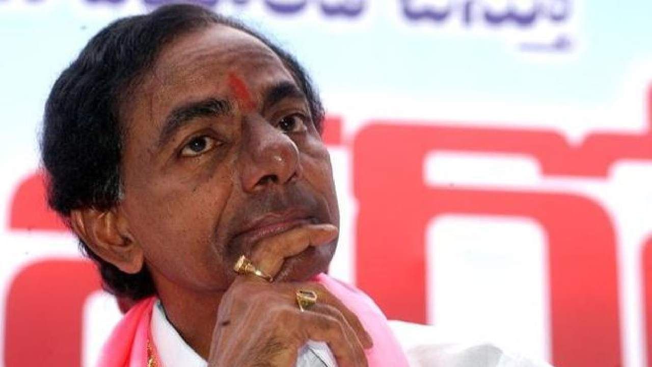 Telangana Election Result :  काय 'राव' तुम्ही... महाराष्ट्र जिंकायला निघाले; तेलंगणा गमावण्याची वेळ?