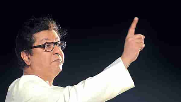 ‘नकाब’चा ‘जवाब’ जनतेला द्यावाच लागेल, फडणवीस यांच्या ‘त्या’ पत्रावरून मनसेचं काय म्हणणंय?