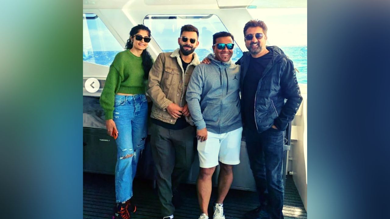 टीम इंडियाचा स्टार खेळाडू केल. राहुल याची पत्नी आणि बॉलिवूड अभिनेत्री अथिया शेट्टी हिची रजलची चांगली मैत्रिण आहे. टीम इंडियाच्या टी-20 मालिकेला 10 तारखेला सुरूवात होणार आहे. 10 डिसेंबर, 12 डिसेंबर आणि 13 डिसेंबरला तीन सामने होणार आहेत.