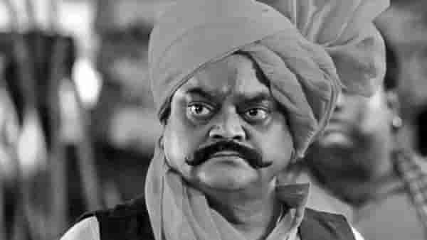 लक्ष्मीकांत बेर्डे यांचे सख्खे बंधू रवींद्र बेर्डे यांचं निधन, अनेक वर्षापासून ‘या’ आजारानं त्रस्त