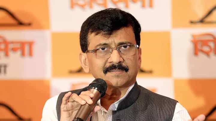सलीम कुत्ता प्रकरणाचे धागेदोरे थेट संजय राऊत यांच्यापर्यंत? शिवसेना नेत्याचं मोठं भाष्य सलीम कुत्ता प्रकरणाचे धागेदोरे थेट संजय राऊत यांच्यापर्यंत? शिवसेना नेत्याचं मोठं भाष्य