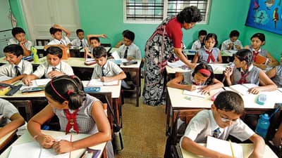 राज्यातील शाळांमध्ये पहिलीपासून हा अभ्यासक्रम, शाळा बंद बाबत शिक्षणमंत्री म्हणतात...