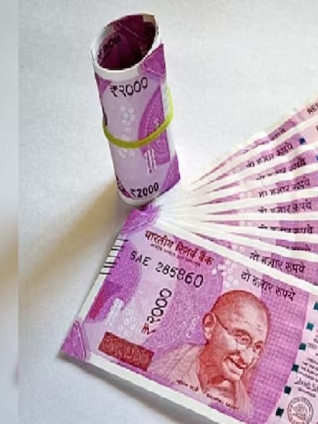 2000 हजारांच्या किती नोटा RBI कडे आल्या परत 2000 हजारांच्या किती नोटा RBI कडे आल्या परत
