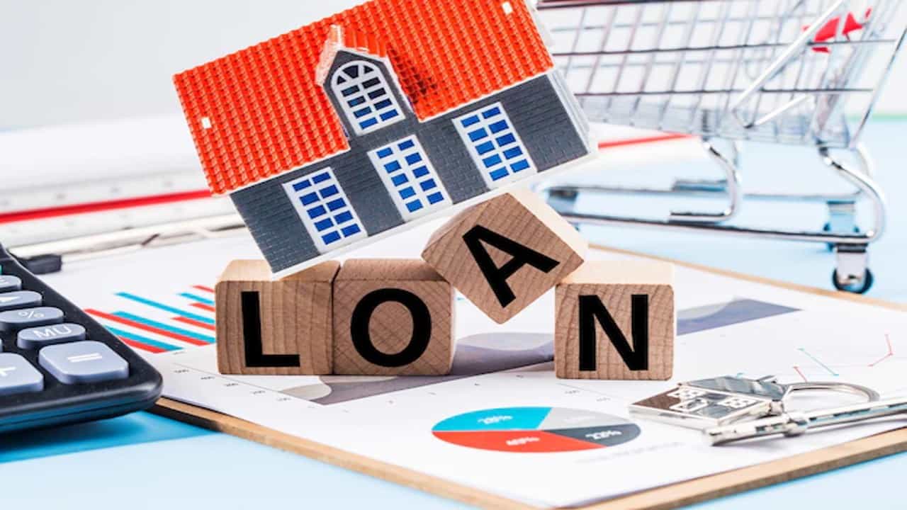भारतातील कुटुंबांनी अधिक कर्ज कोणत्या कारणासाठी घेतले आहे ?