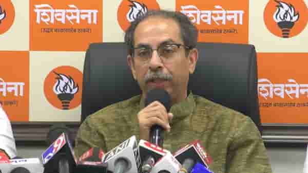 370 कलम रद्द करण्याच्या सुप्रीम कोर्टाच्या निर्णयावर उद्धव ठाकरे काय म्हणाले?