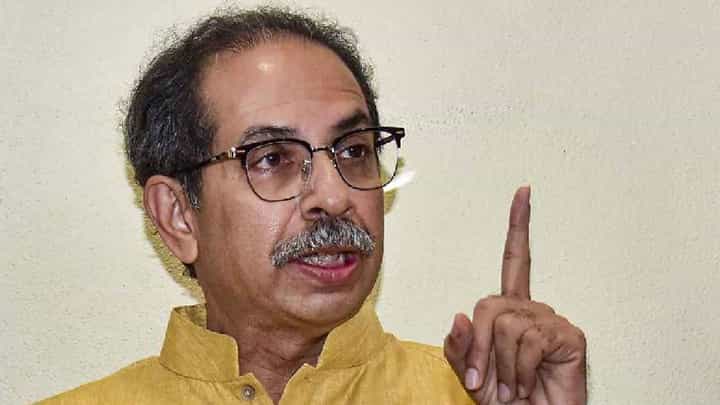 उबाठा गटाला नेहमीच रडायची सवय, भाजपच्या बड्या नेत्याची सडकून टीका उबाठा गटाला नेहमीच रडायची सवय, भाजपच्या बड्या नेत्याची सडकून टीका