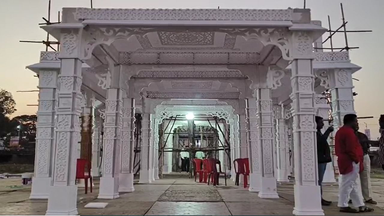 Ayodhya Ram Mandir : खान्देशना नाद नयी कराना... पांजरा नदीच्या पात्रात ६० फूट उंचीचं अयोध्येतील राम मंदिर साकारणार